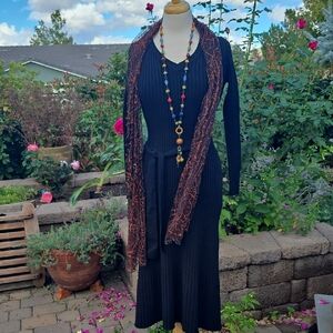 Elegant Black Ribbed Knit Dress